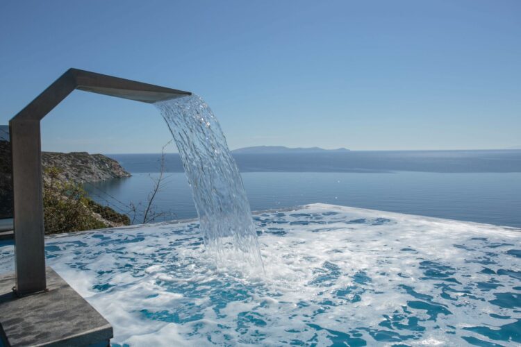 Agean Dream Villa I Luxuriöses Ferienhaus Kreta Mieten Pool Wasserfall