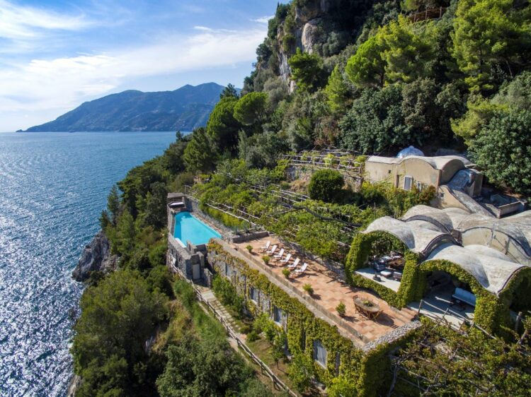 Amalfi Villa Maiori Luxus Ferienhaus Amalfiküste Italien Mieten Drohne