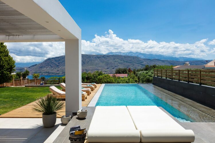 Aroni Residence Luxuriöses Ferienhaus Kreta Liegen Am Pool