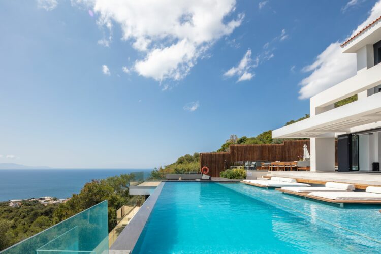 Bay Residence Luxuriöses Ferienhaus Kreta Griechenland Detail Pool