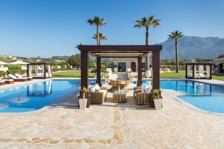 Beachfront Estate Exklusives Ferienhaus Kreta Mieten Outdoor Lounge