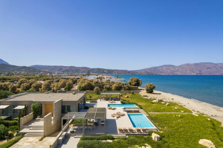 Beachfront Villa Kissamos Luxus Ferienhaus Kreta Mieten Lage Am Strand