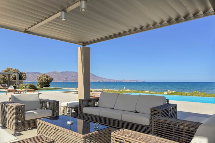 Beachfront Villa Korfalonas Luxus Ferienhaus Kreta Mieten Lounge