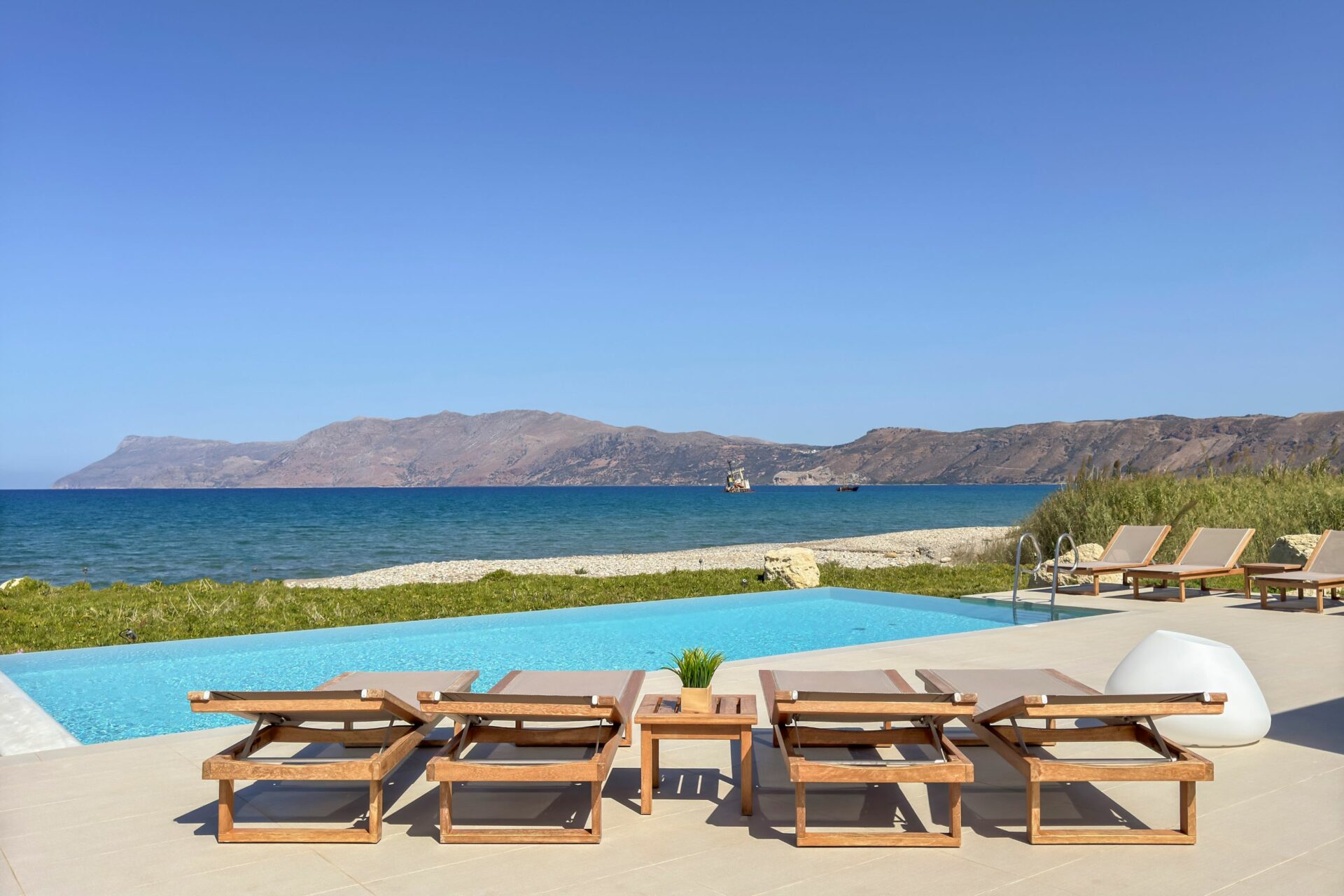 Beachfront Villa Korfalonas Luxus Ferienhaus Kreta Mieten Pool