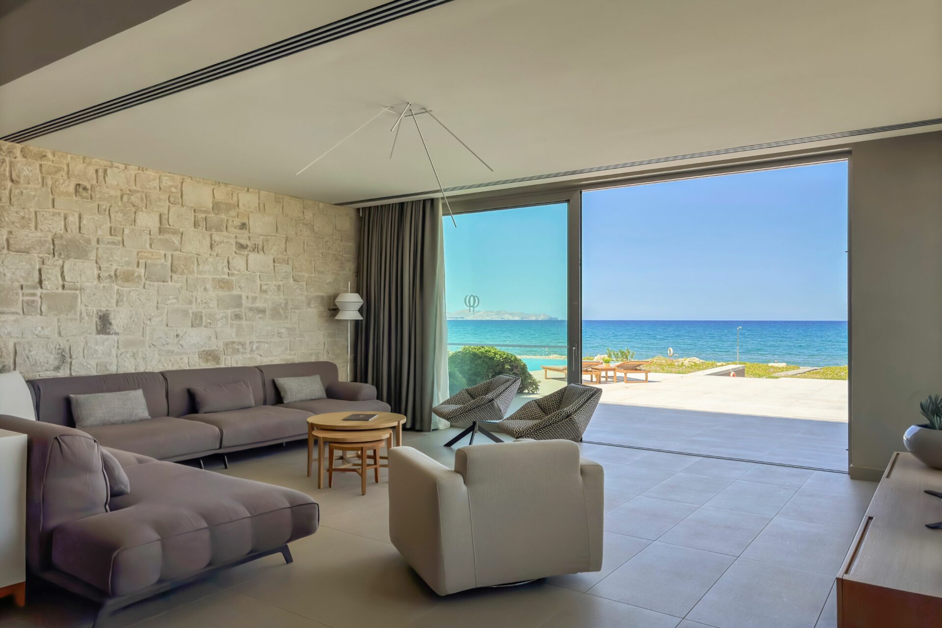 Beachfront Villa Korfalonas Luxus Ferienhaus Kreta Mieten Wohnzimmer Mit Meerblick