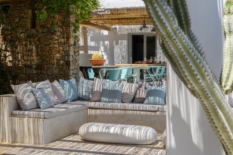 Blue Sky Villa Luxus Ferienhaus Mykonos Mieten Outdoor Lounge