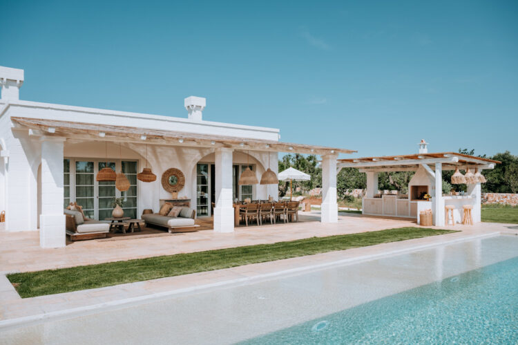 Casa Vivere Luxus Ferienhaus Italien Apulien Mieten Poolterrasse