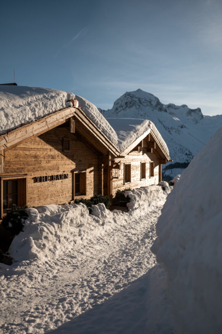 Chalet Alpinova – Ihr Exklusives Chalet In Lech Österreich Für Den Winterurlaub Mieten