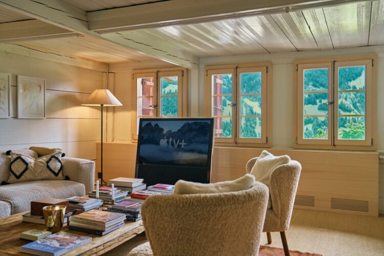 Cozy Club Chalet Luxus Ferienhaus Gstaad Schweiz Detail Wohnen