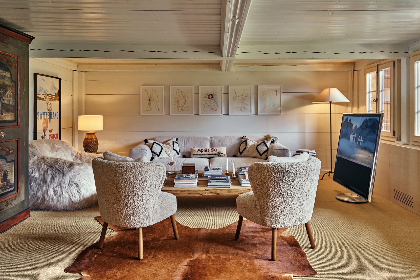 Cozy Club Chalet Luxus Ferienhaus Gstaad Schweiz Wohnen