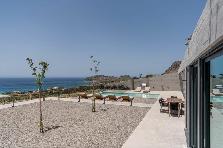 Design Villa Falassarna Beach I Traumhaftes Ferienhaus Kreta Mieten Außenbereich