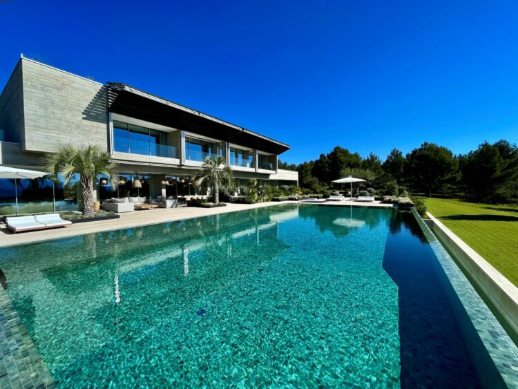 Design Villa Saint Victoire Luxuriöses Ferienhaus Provence Detail Pool