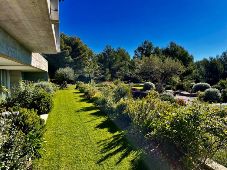 Design Villa Saint Victoire Luxus Villa Provence Mediterraner Garten