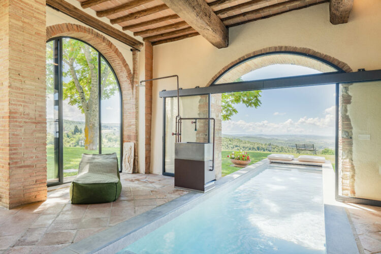 Farmhouse Castellina In Chianti Luxus Ferienvilla Toskana Mieten Indoor Pool Detail