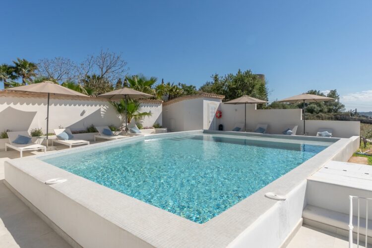 Finca Es Moli Traumhafte Villa Mallorca Detail Pool