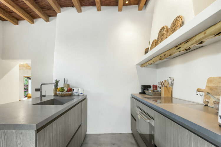 Finca Rural Luxus Ferienhaus Ibiza Mieten Detail Küche