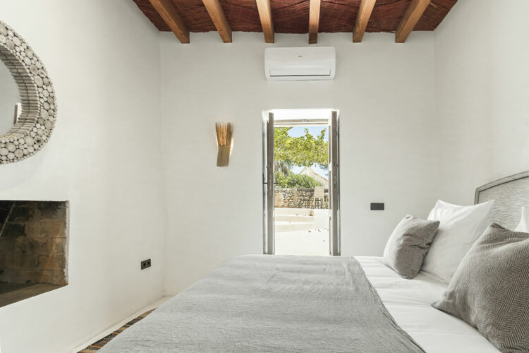Finca Rural Luxus Ferienhaus Ibiza Mieten Detail Schlafzimmer 2