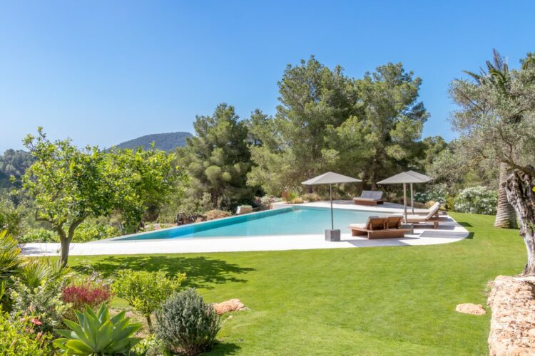 Finca Rural Luxus Ferienhaus Ibiza Mieten Garten Am Pool
