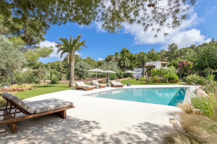 Finca Rural Luxus Ferienhaus Ibiza Mieten Mediterraner Garten Am Pool