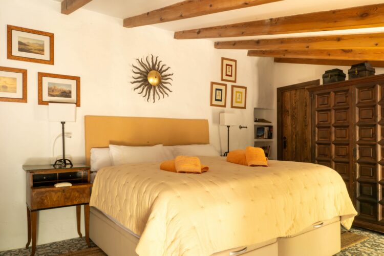 Finca Tafona Latana Traumhaftes Ferienhaus Mallorca Mieten Schlafzimmer Sechs