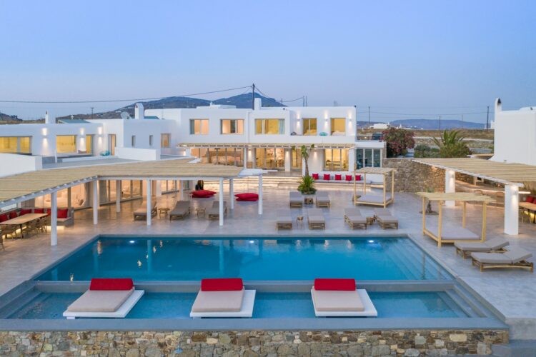 Heavenly Retreat Resort Luxus Ferienvilla Mykonos Hauptpoolbereich