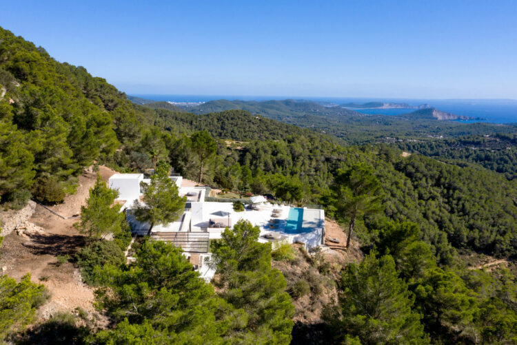 Hilltop Villa Luxus Ferienhaus Auf Ibiza Mieten Ansicht Lage