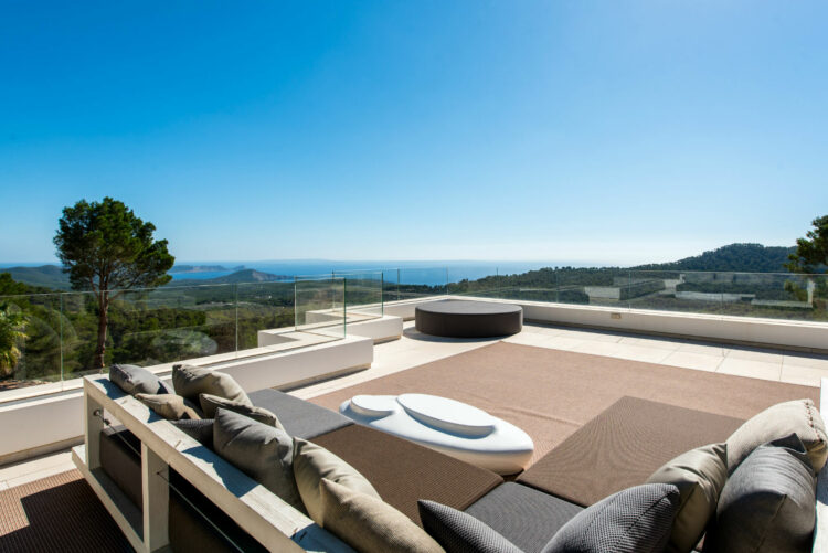 Hilltop Villa Luxus Ferienhaus Auf Ibiza Mieten Ausblick Dachterrasse