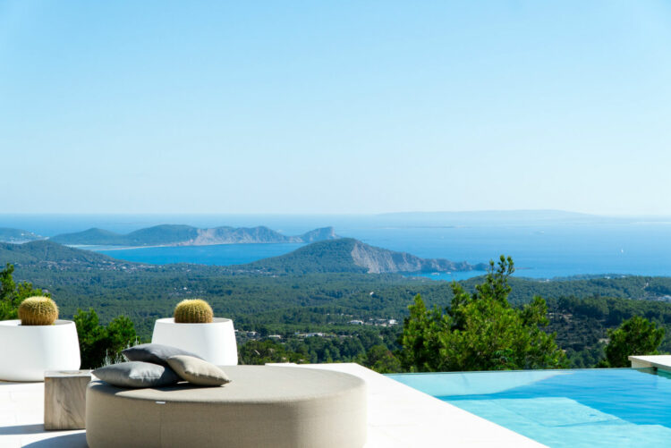 Hilltop Villa Luxus Ferienhaus Auf Ibiza Mieten Detail Ausblick