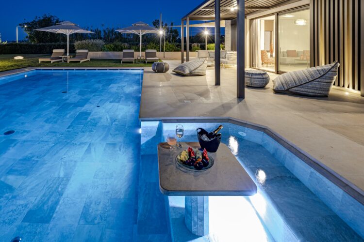 Iniada Villa One Luxus Ferienhaus Krera Mieten Pool By Night