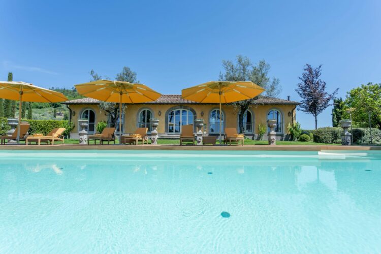 La Scuderia Luxus Ferienhaus Toskana Italien Mieten Liegen Am Pool