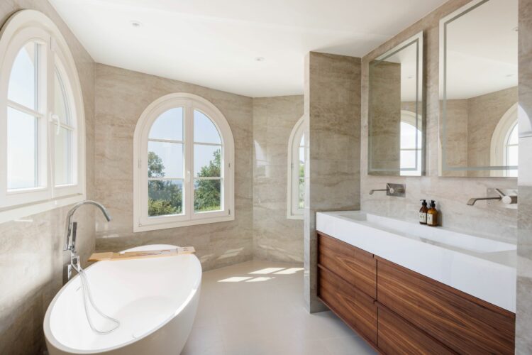 Maison Du Ciel Luxuriöses Ferienhaus Nizza Côte D’azur Bad Mit Badewanne