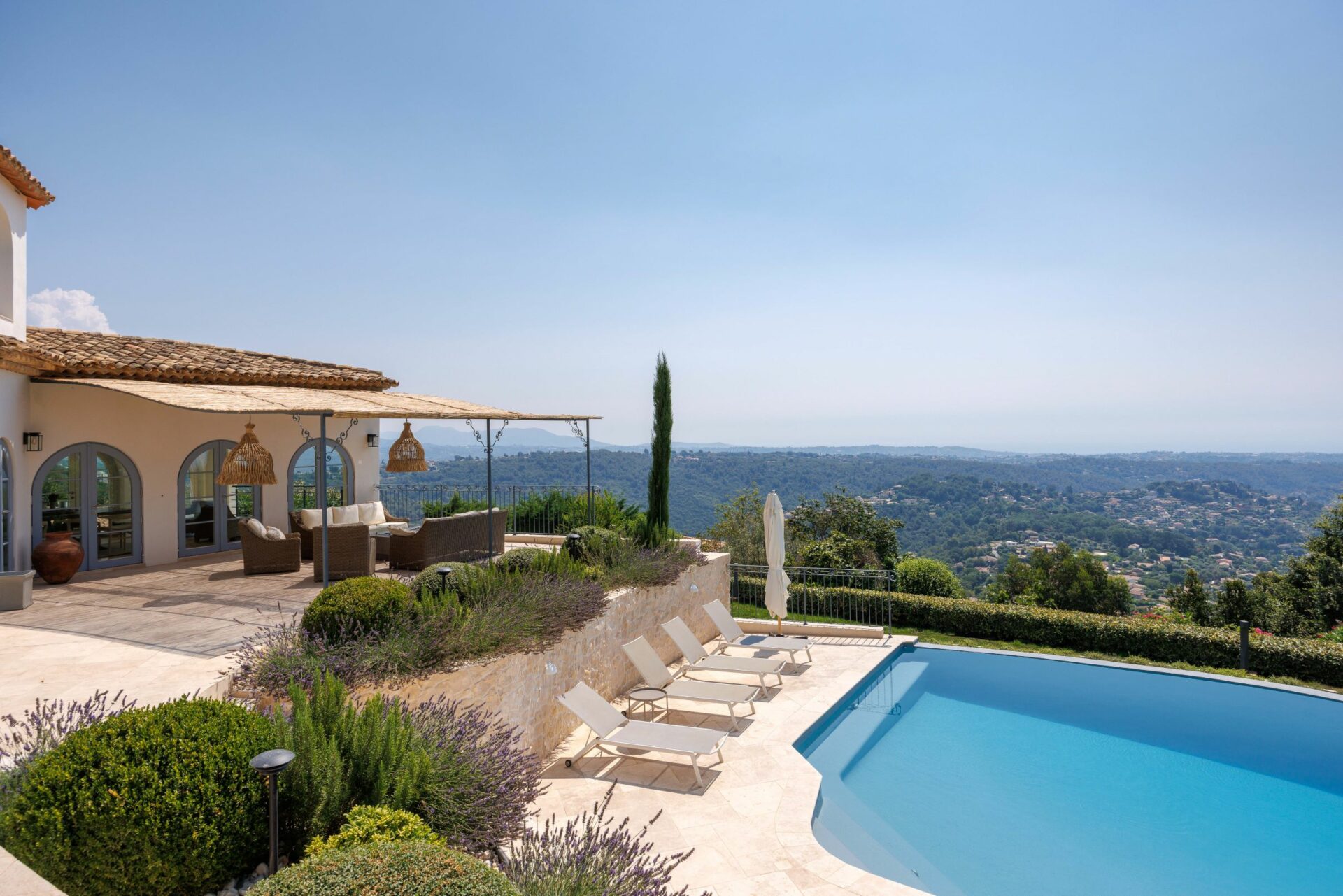 Maison Du Ciel Luxus Ferienhaus Nizza Côte D’azur Pool Und Lounge