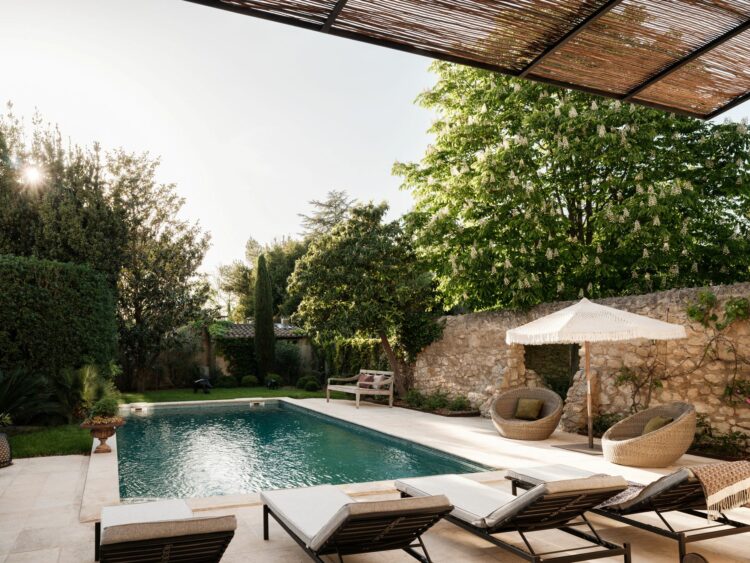 Mas Mouries Luxus Ferienhaus Frankreich Provence Mieten Liegen Am Pool