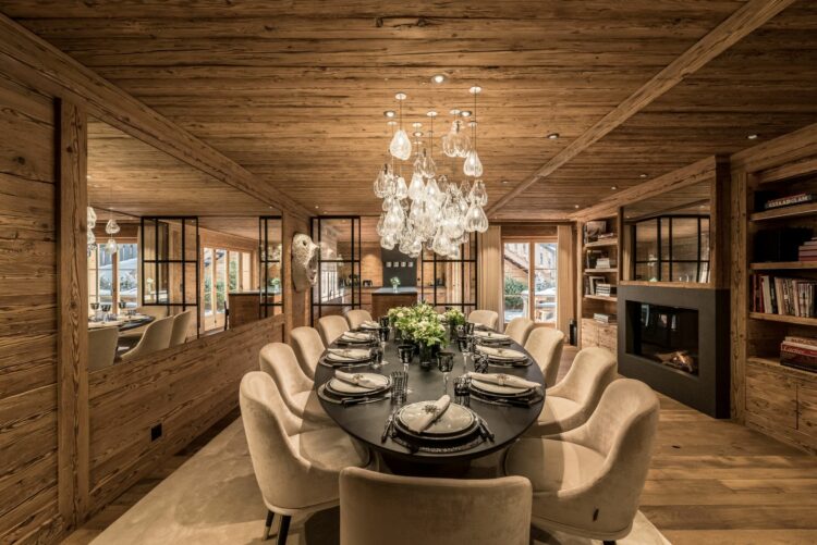 Mountain View Chalet Luxus Ferienvilla Schweiz Gstaad Essen