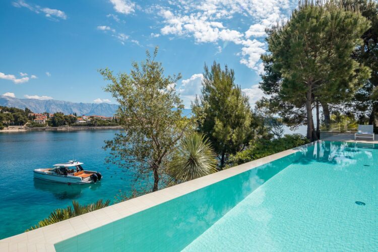 Ocean Villa Brac Luxus Ferienhaus Kroatien Inseln Infinitypool