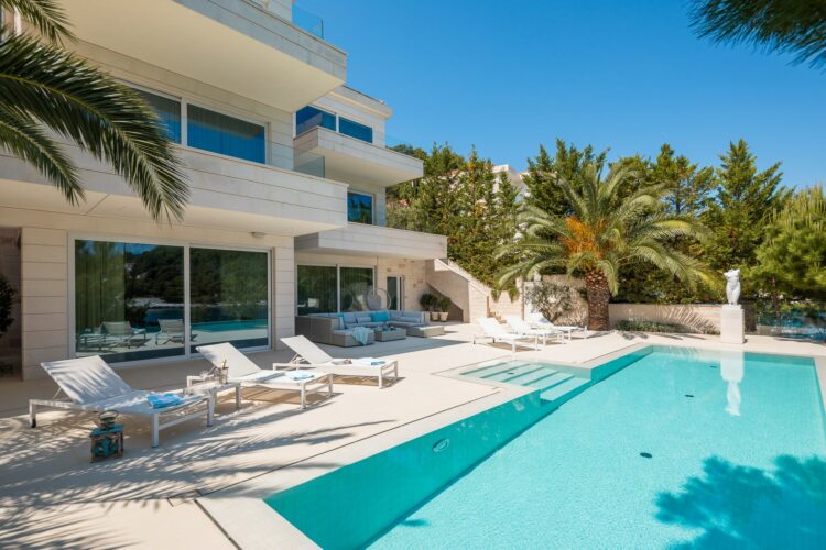 Ocean Villa Brac Luxus Ferienhaus Kroatien Inseln Pool