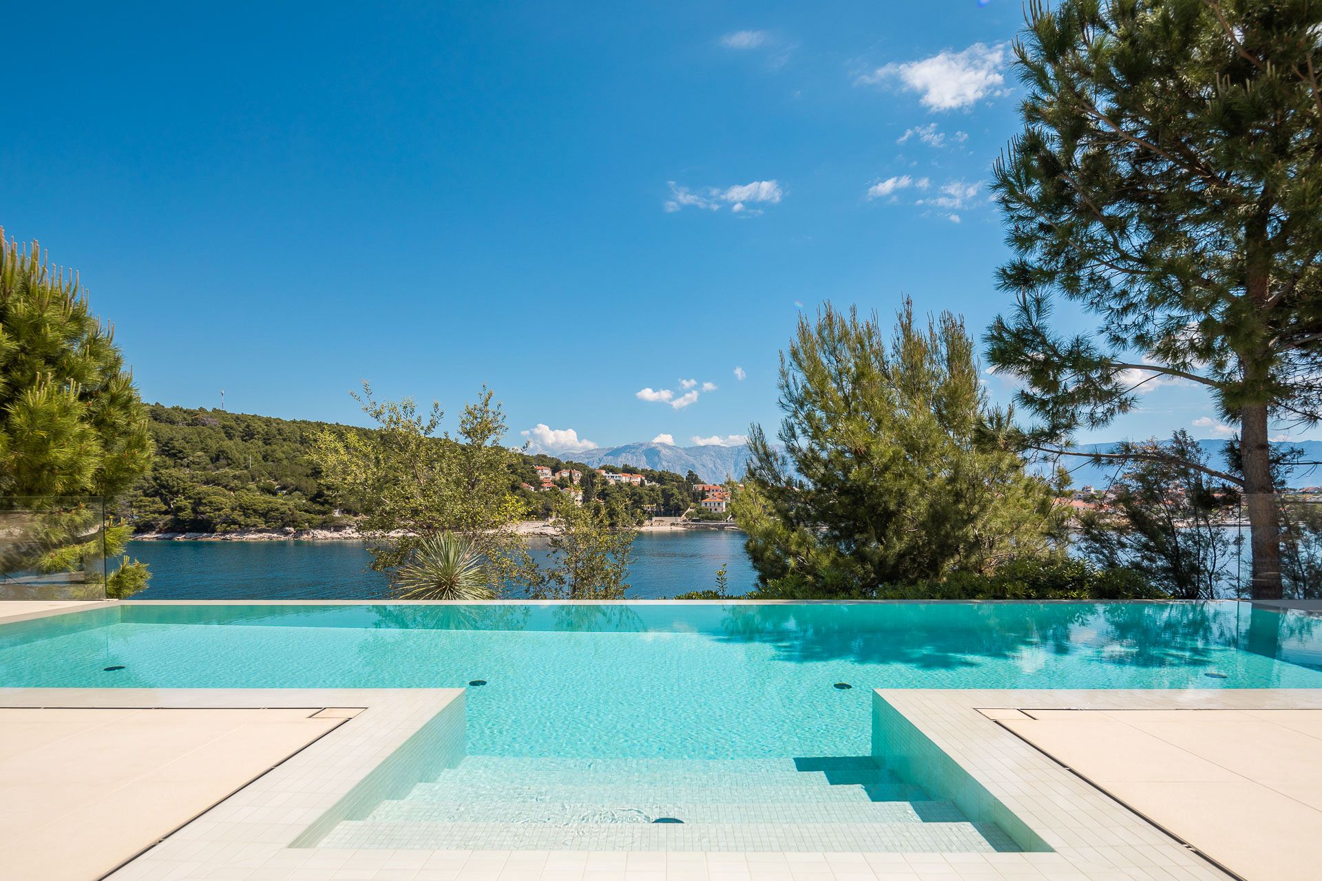 Ocean Villa Brac Luxus Ferienvilla Kroatien Inseln Detail Ausablick