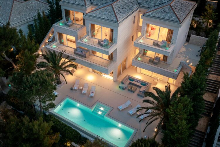 Ocean Villa Brac Luxus Villa Kroatien Inseln Außenansicht Bei Nacht
