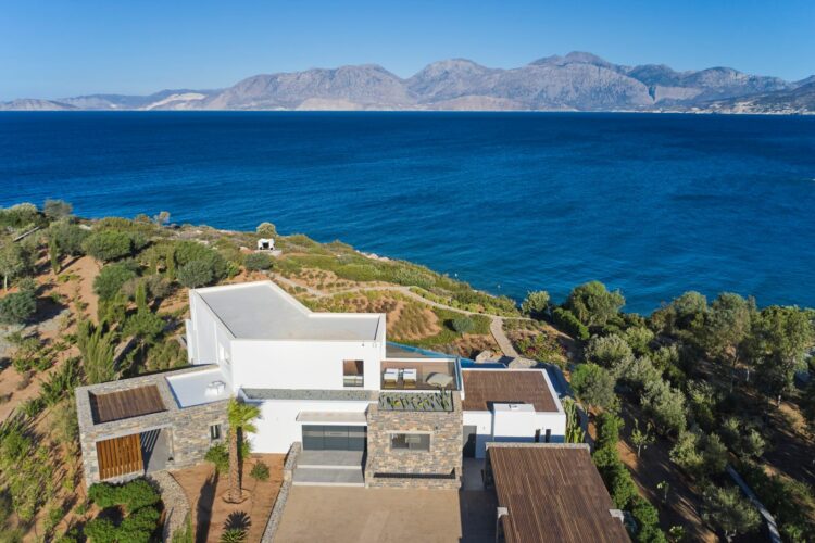 Seafront Villa Ammoudara Luxus Ferienhaus Kreta Mieten Lage