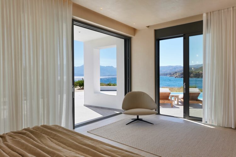 Seafront Villa Ammoudara Exklusives Ferienhaus Kreta Mieten Schlafzimmer