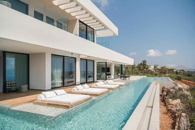 Sophisticated Estate Luxus Ferienhaus Kreta Mieten Poolbereich