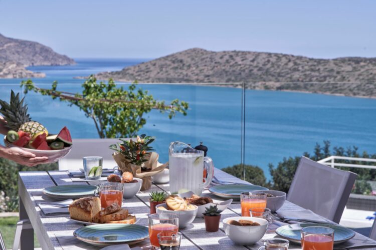 Spinalonga View Exklusives Ferienhaus Kreta Mieten Essen Mit Meerblick