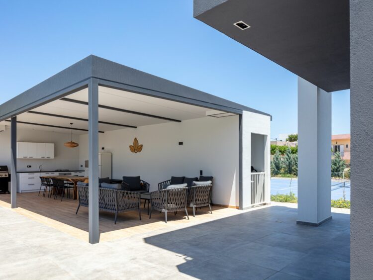 Splendid Villa Luxus Villa Kreta Mieten Außenküche Mit Essbereich