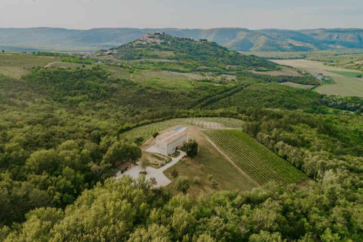 Stanzia Vinella Luxus Ferienhaus Istrien Kroatien Mieten Idyllische Lage Bei Motuvun