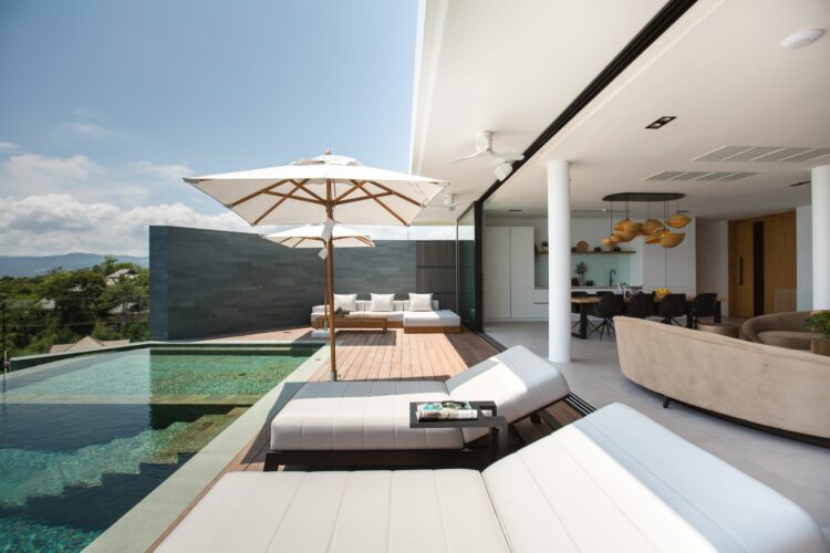 Villa Amylia Luxus Ferienvilla Koh Samui Villa Ruby Infinitypool Mit Liegen