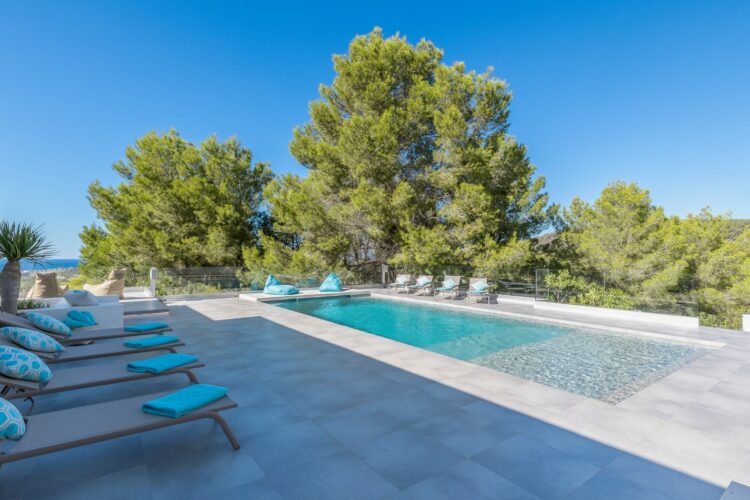 Villa Blue Boho Luxus Ferienhaus Ibiza Mieten Liegen Am Pool