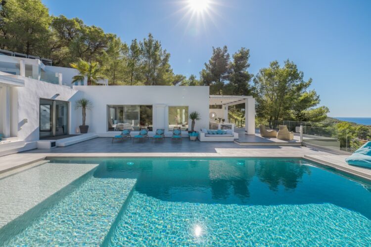 Villa Blue Boho Luxus Ferienhaus Ibiza Mieten Pool