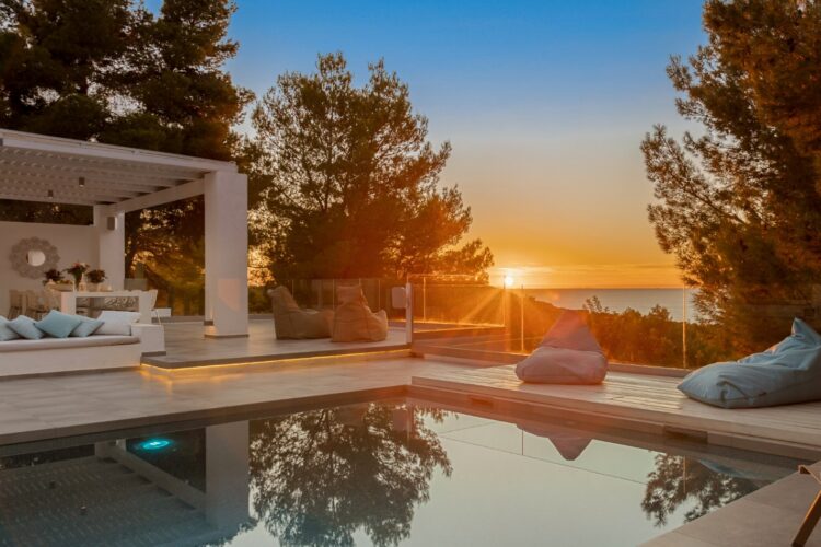 Villa Blue Boho Luxus Ferienhaus Ibiza Mieten Sonnenuntergang