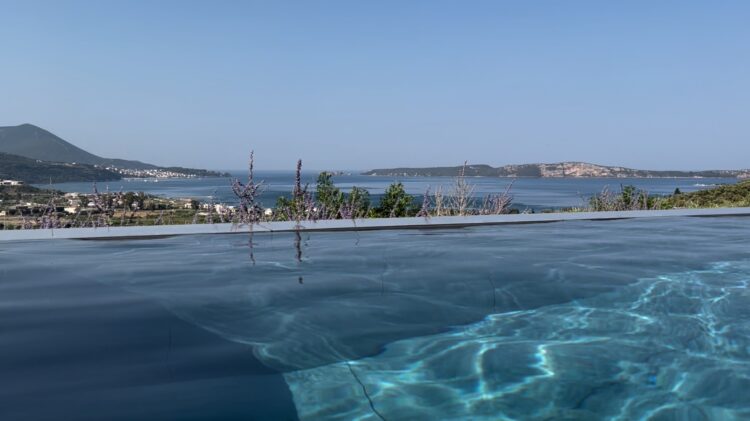 Villa Gialova Luxus Ferienhaus Peloponnes Griechenland Mieten Infinitypool