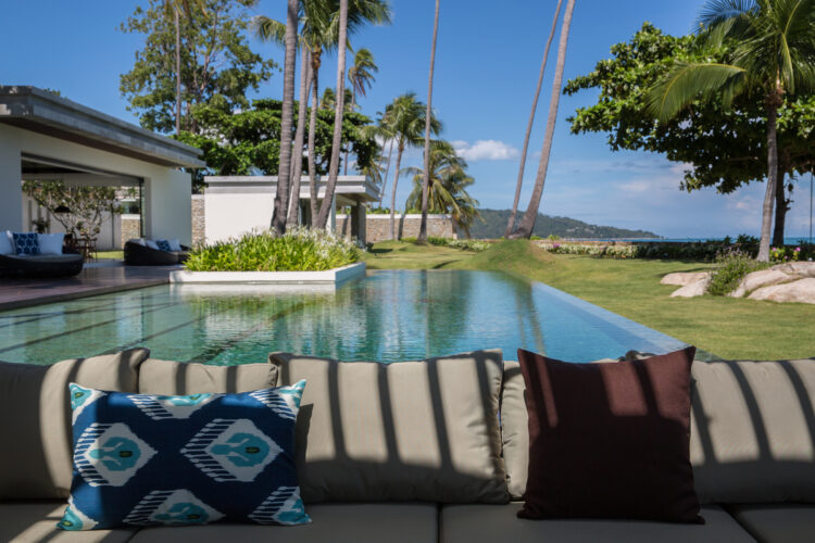 Villa Malabar Luxus Ferienhaus Koh Samui Thailand Mieten Lounge Am Pool